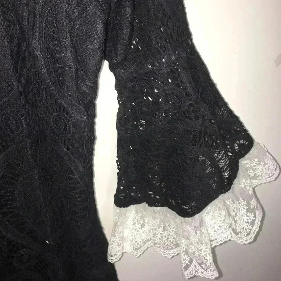 VaVa Lace Dress - Picture 4 of 5